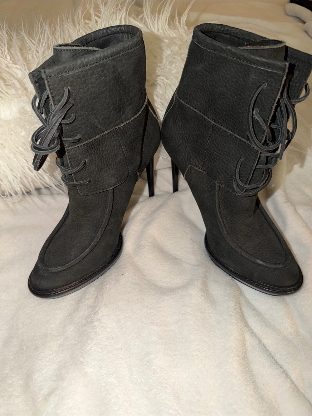 NEW! Burberry Black Lace-Up Women's Boots. Size 41